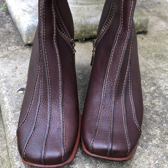 Timberland Leather Boots - Picture 4 of 13